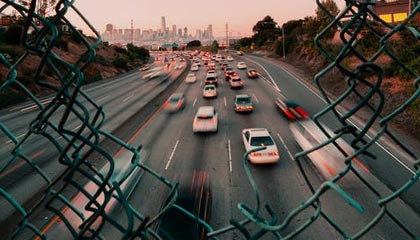 开云官网-英超冲刺季：悬念持续升温，魅力无限！，英超集锦2021