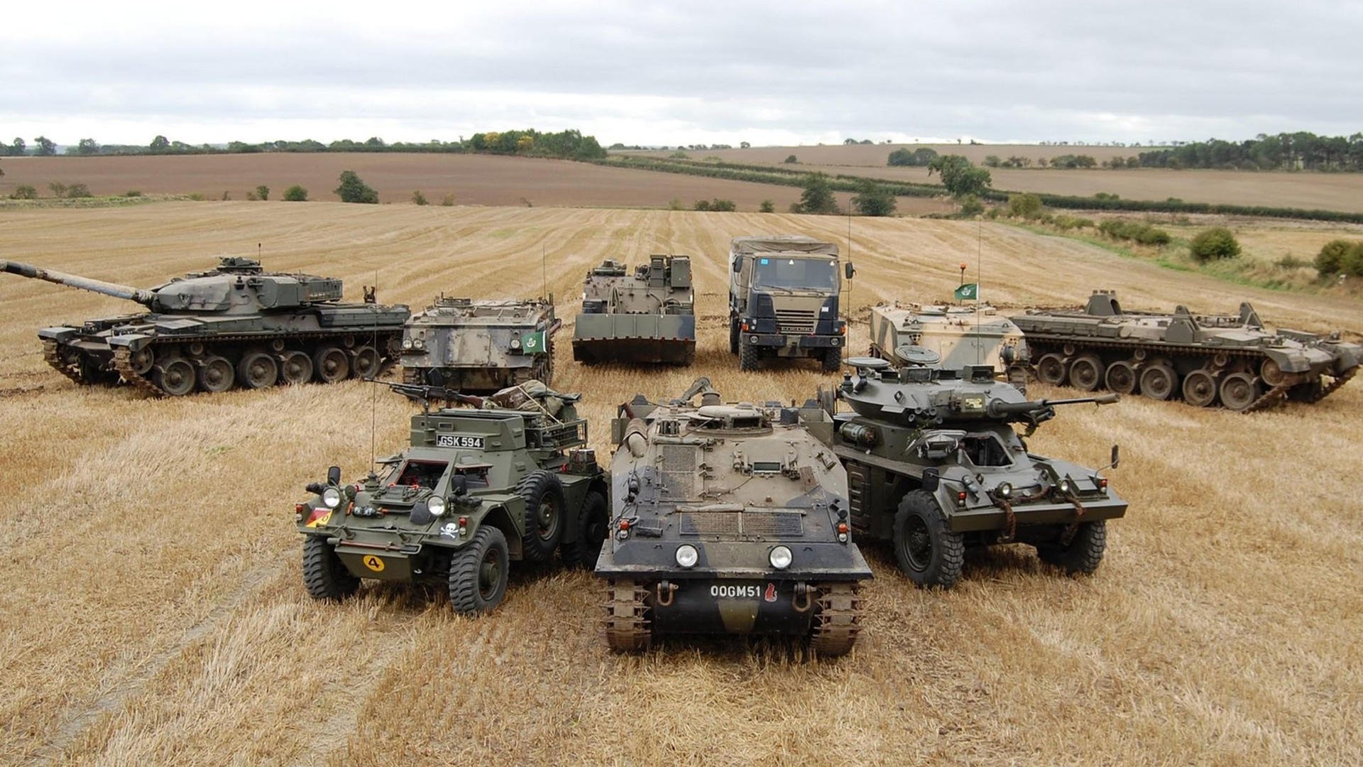 埃夫内普尔在男子公路赛中再次夺金，埃费内普尔