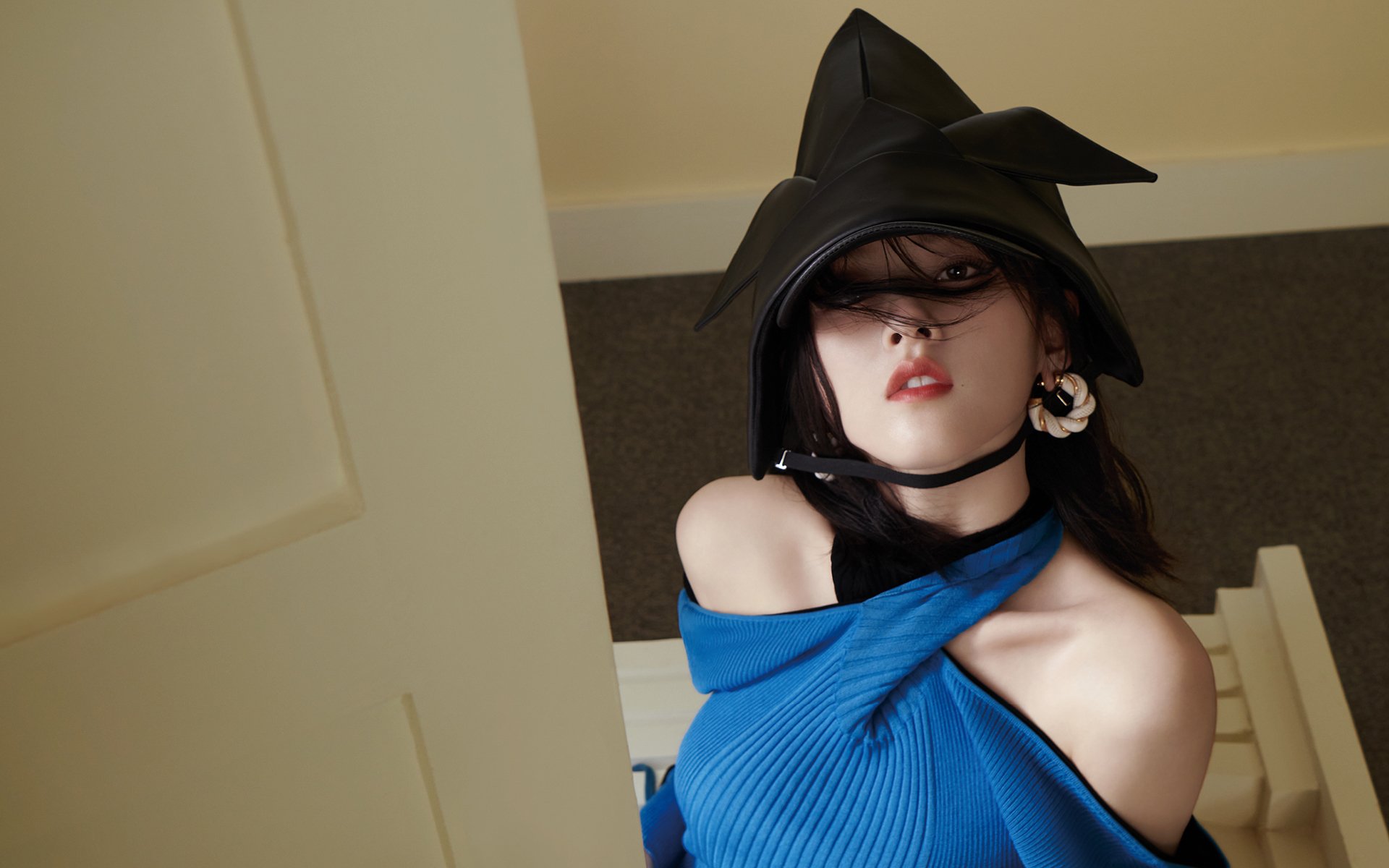 葡萄牙骑手玛丽亚·卡埃塔诺在2024年葡萄牙盛装舞步锦标赛中获得个人赛铜牌，展现坚韧精神。