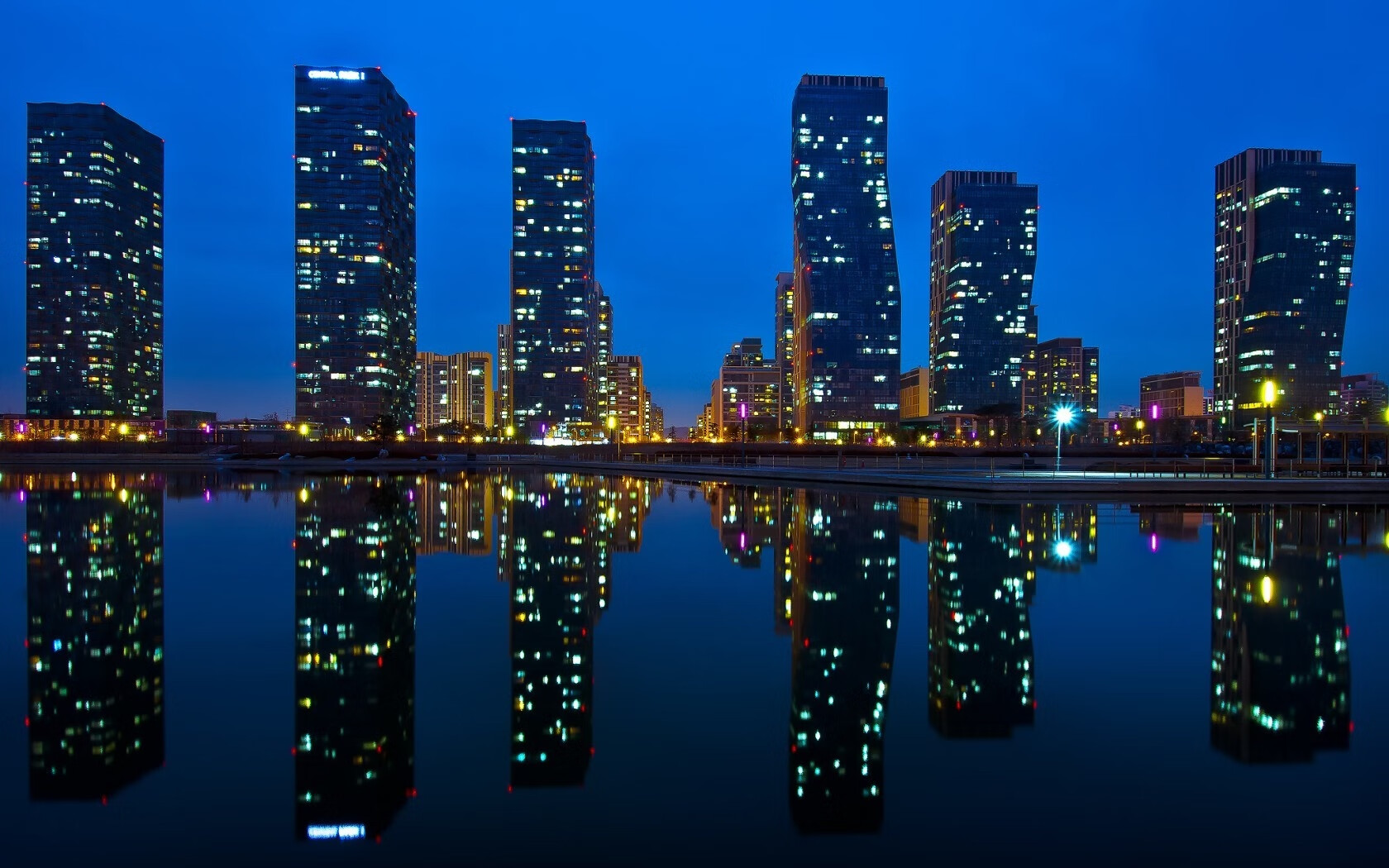 开云入口-南特队在最新一场比赛中获胜，稳定在法国联赛中的表现，法国南特人