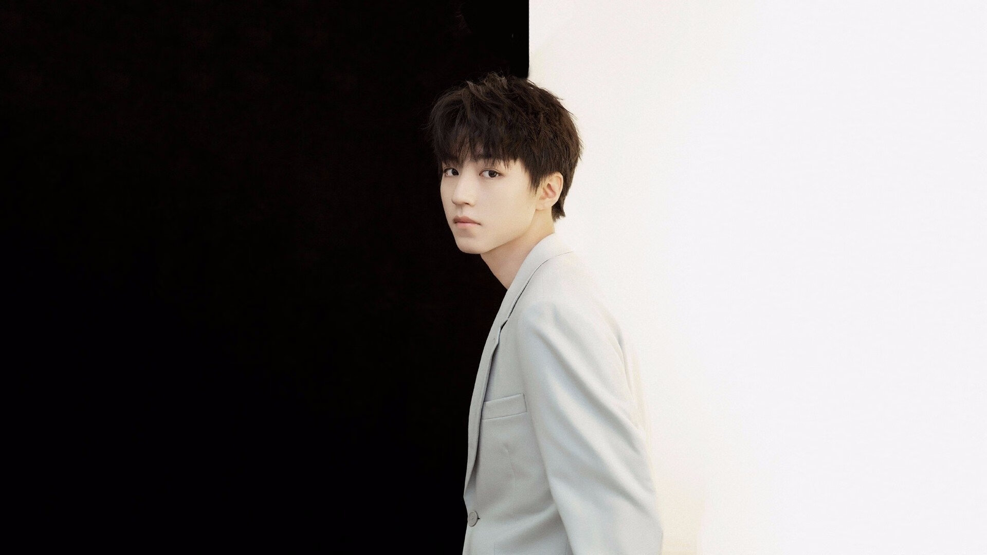 德甲战术革新：变化多端，引领潮流！，德甲解析