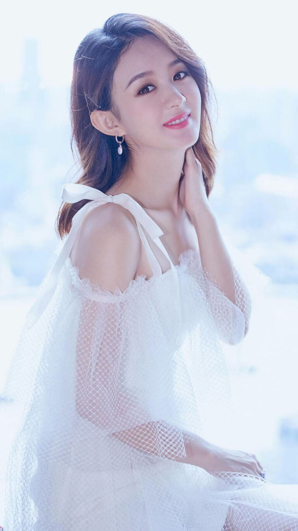 校园足球设立校园杯系列赛打造品牌赛事IP，校园足球冠军杯