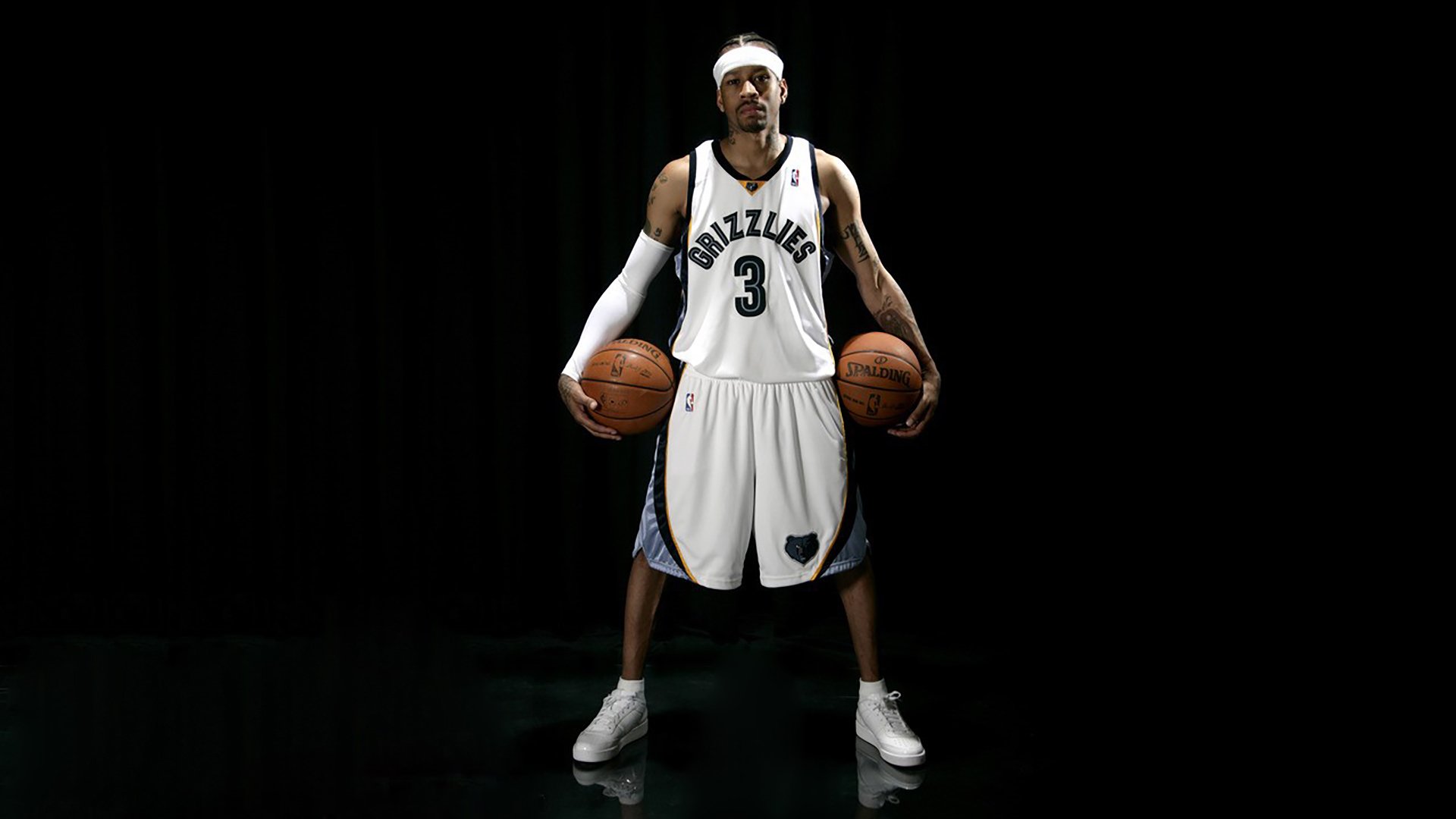 骑士推出球队主题歌曲鼓舞新赛季士气,骑士队经典球衣