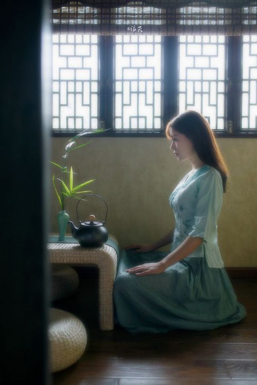 开云体育APP下载-黄蜂防守端表现不俗多次造成对方失误，黄蜂控卫